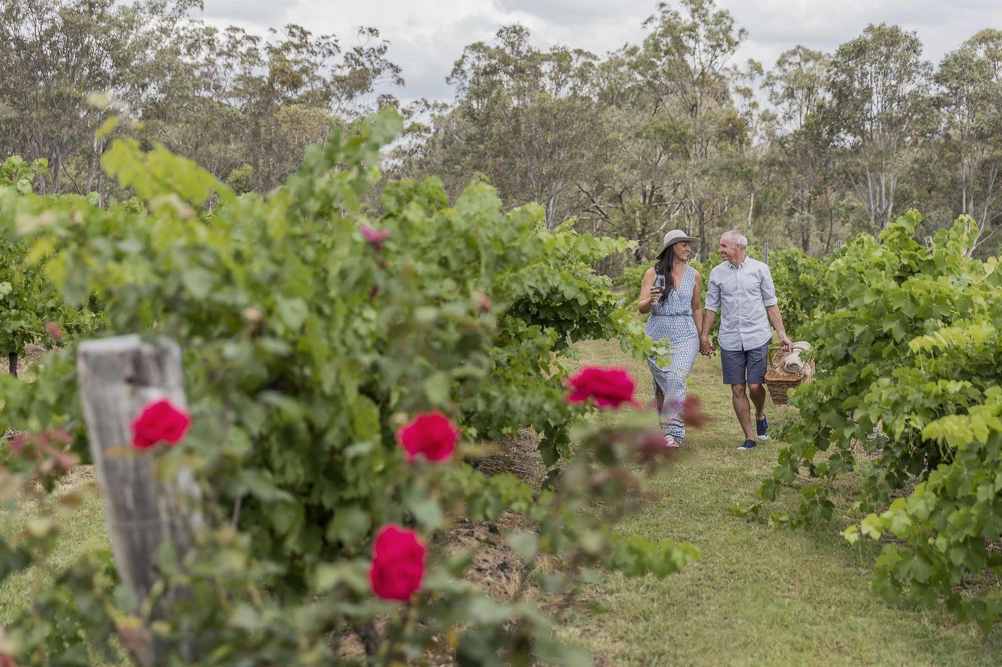 Spicers Vineyards Estate Hotel Поколбин Екстериор снимка