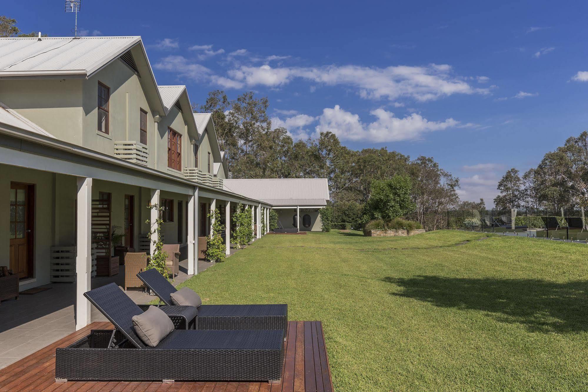 Spicers Vineyards Estate Hotel Поколбин Екстериор снимка